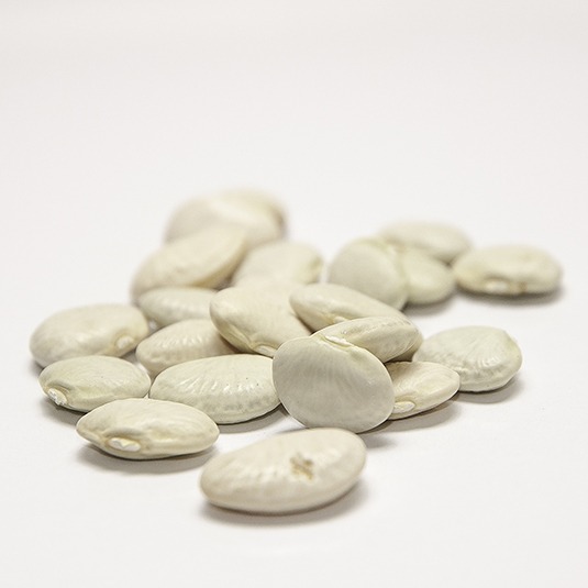 A cluster of white lima beans